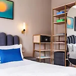 Apartahotel Numa Rato 4*